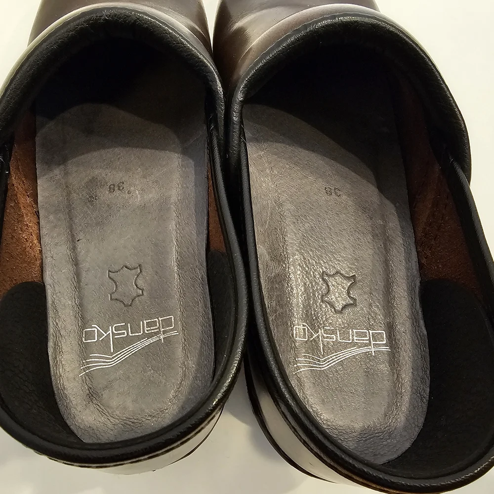 Dansko Women's Pro XP Dark Brown Leather Clogs / Mules Size 38 - Picture 8 of 9